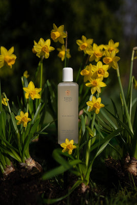 How to Get Rid of Oily Skin Naturally: A Complete Guide